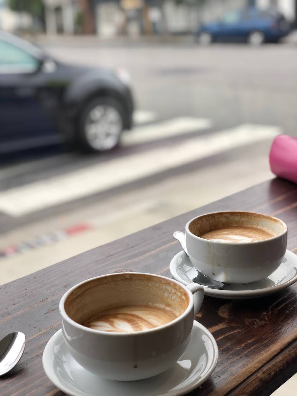 Cafe Bolivar | cafe | 1741 Ocean Park Blvd, Santa Monica, CA 90405, USA | 3105812344 OR +1 310-581-2344