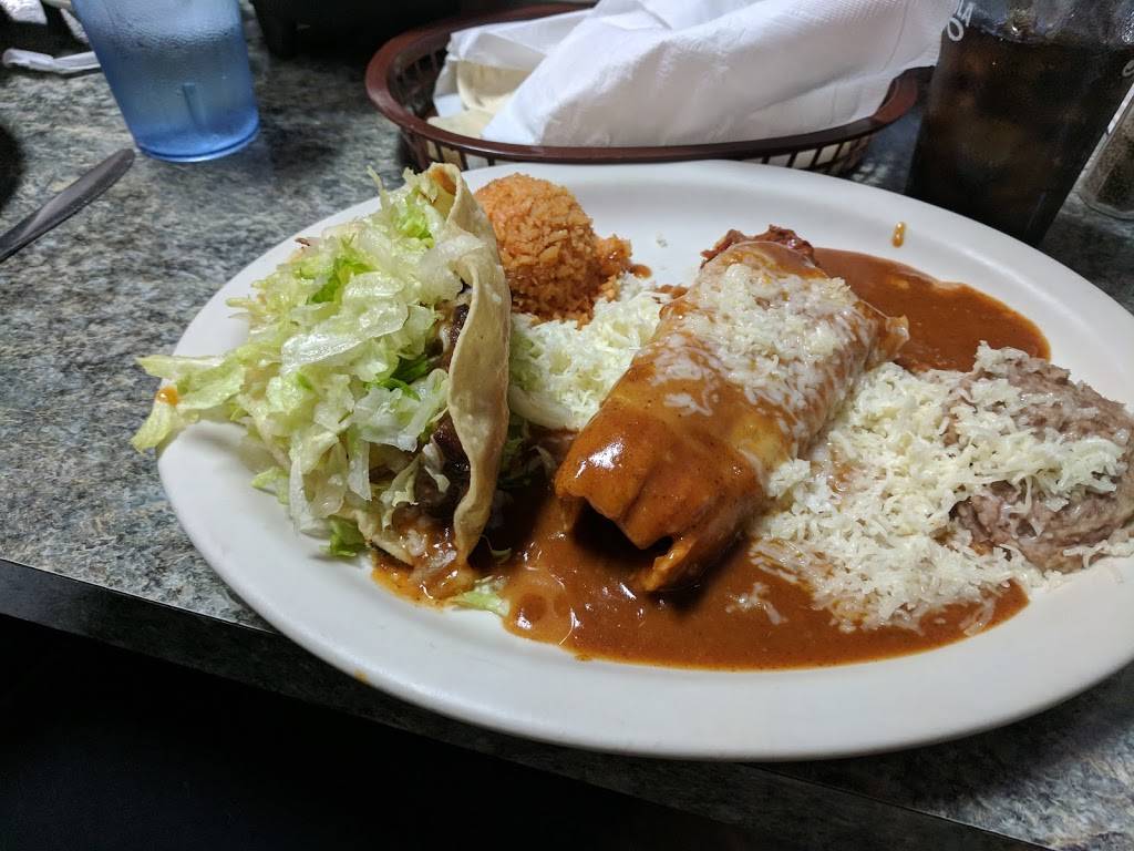 Tio Pepes II | restaurant | 135 E Lindsay St, Stockton, CA 95202, USA | 2094621116 OR +1 209-462-1116