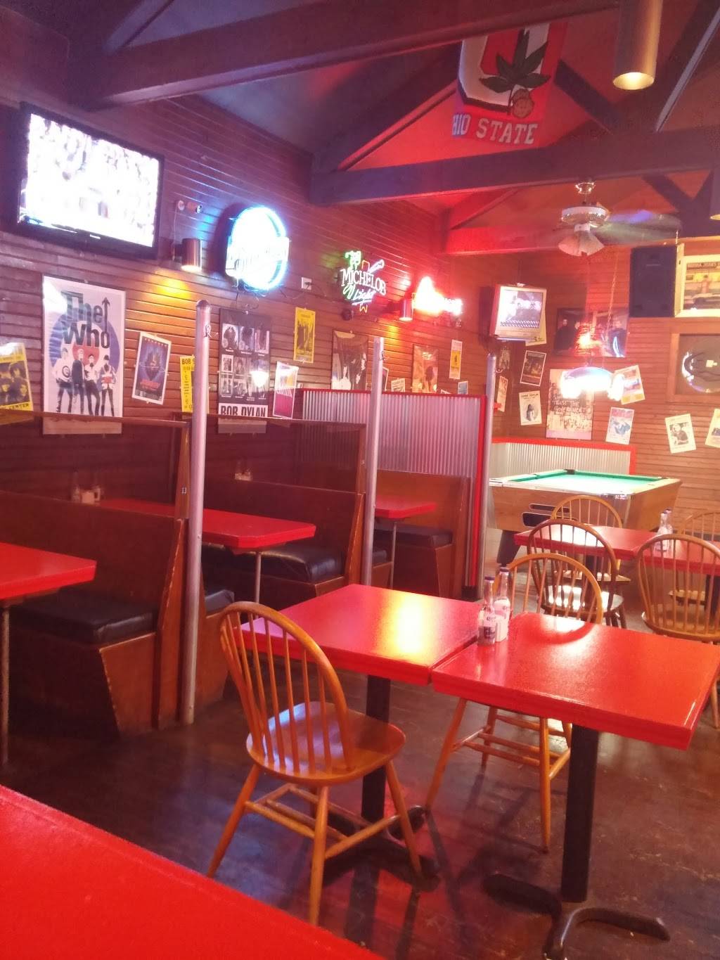 Randys Roadhouse | restaurant | 151 Batesville Shopping Village, Batesville, IN 47006, USA | 8129344900 OR +1 812-934-4900