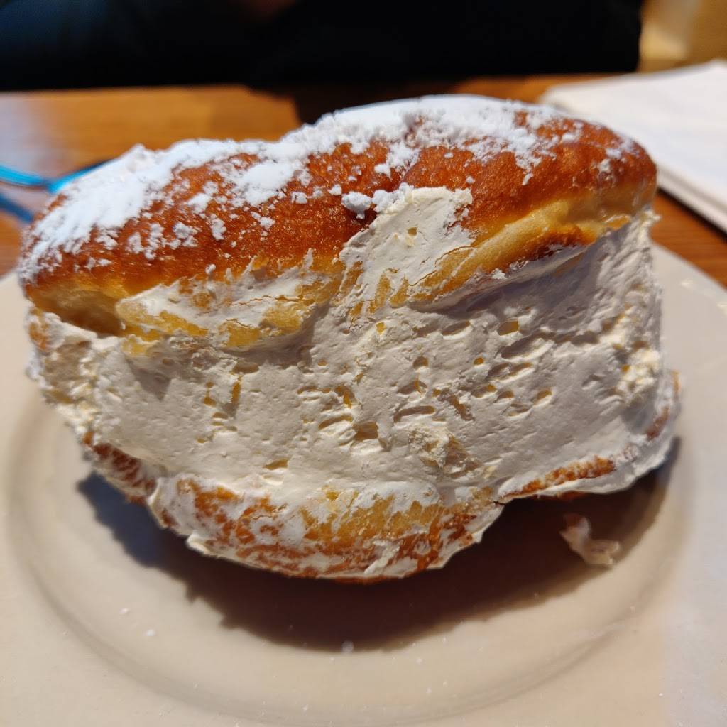 Le Pain Quotidien | restaurant | 10 E Delaware Pl, Chicago, IL 60611, USA | 3123806665 OR +1 312-380-6665