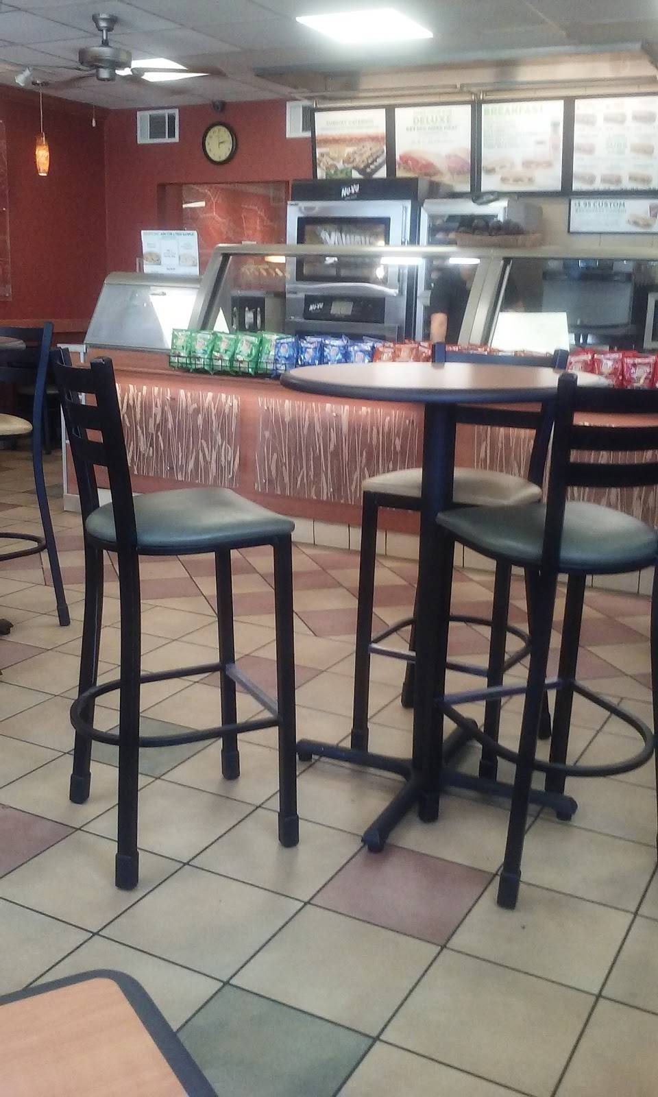 Subway | meal takeaway | 616 E Ocean Ave, Lompoc, CA 93436, USA | 8057354797 OR +1 805-735-4797