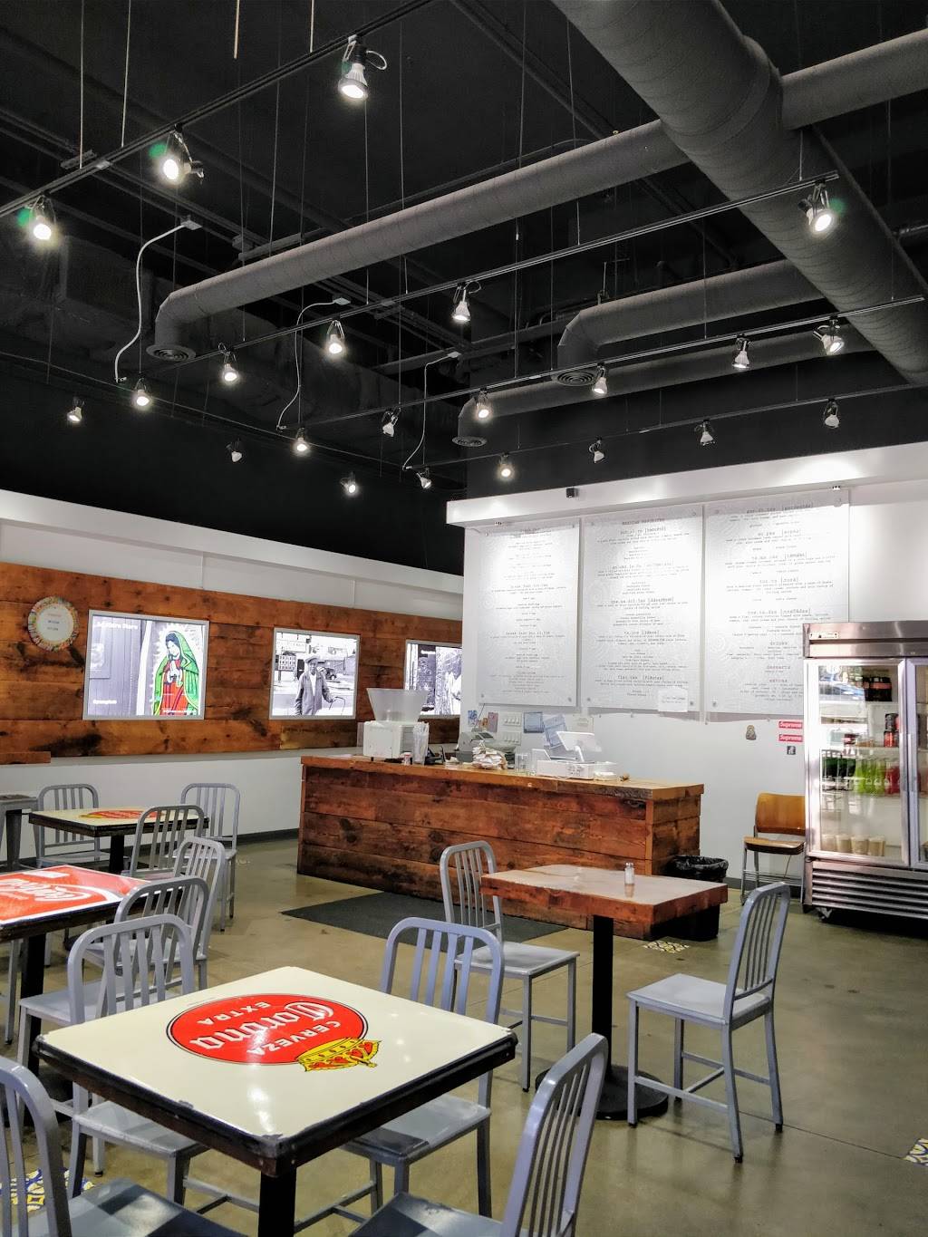 Spanglish Mexican Kitchen | restaurant | 555 S State St, Chicago, IL 60605, USA | 3126631668 OR +1 312-663-1668