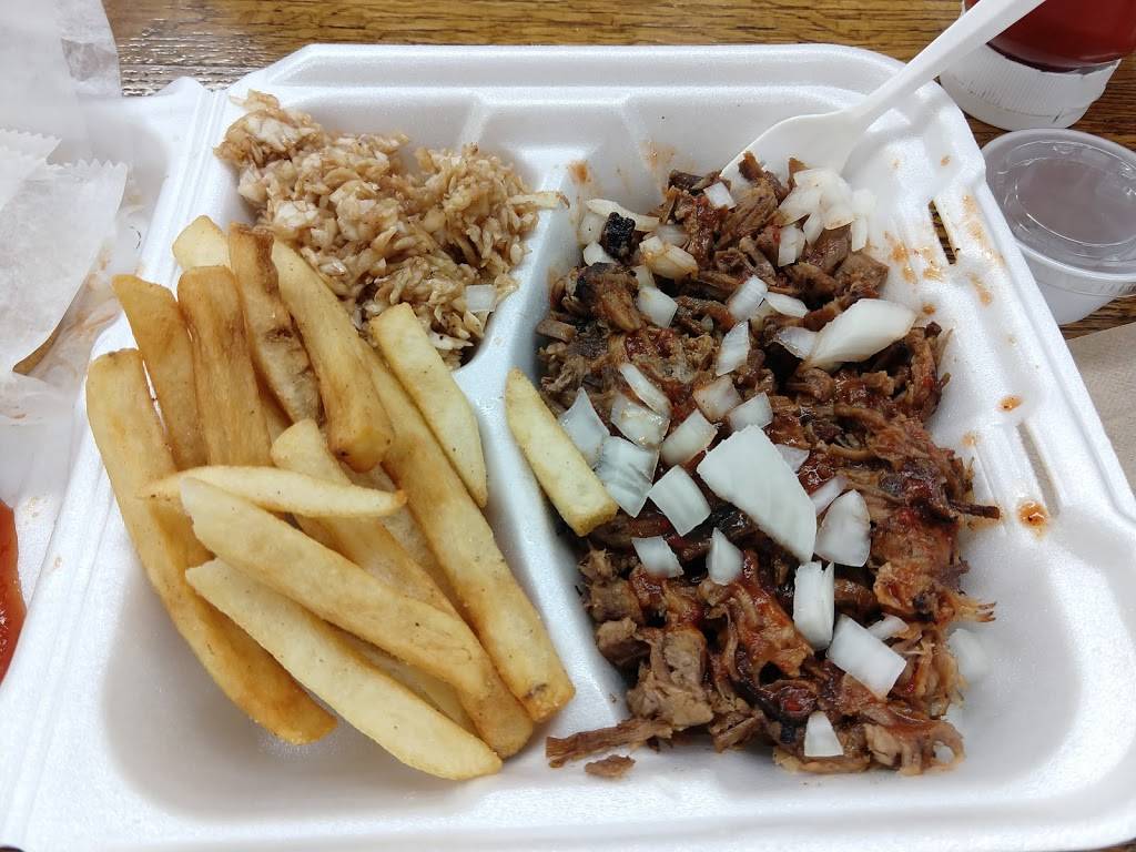 Lowerys Barbeque Company Inc | restaurant | 2805 Linville Falls Hwy, Newland, NC 28657, USA | 8287330909 OR +1 828-733-0909