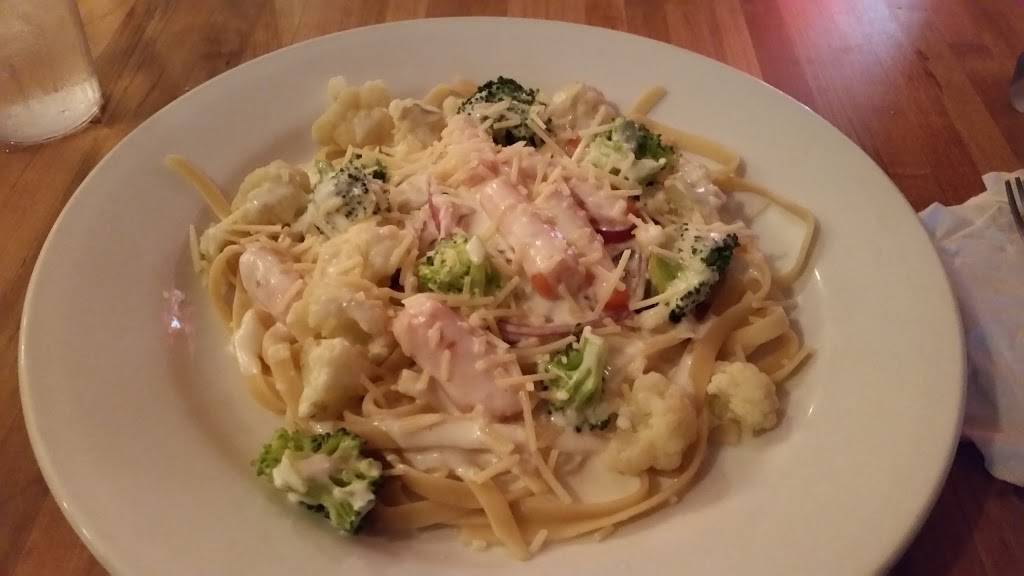 Angelos | restaurant | 5801 Monona Dr, Monona, WI 53716, USA | 6082221464 OR +1 608-222-1464