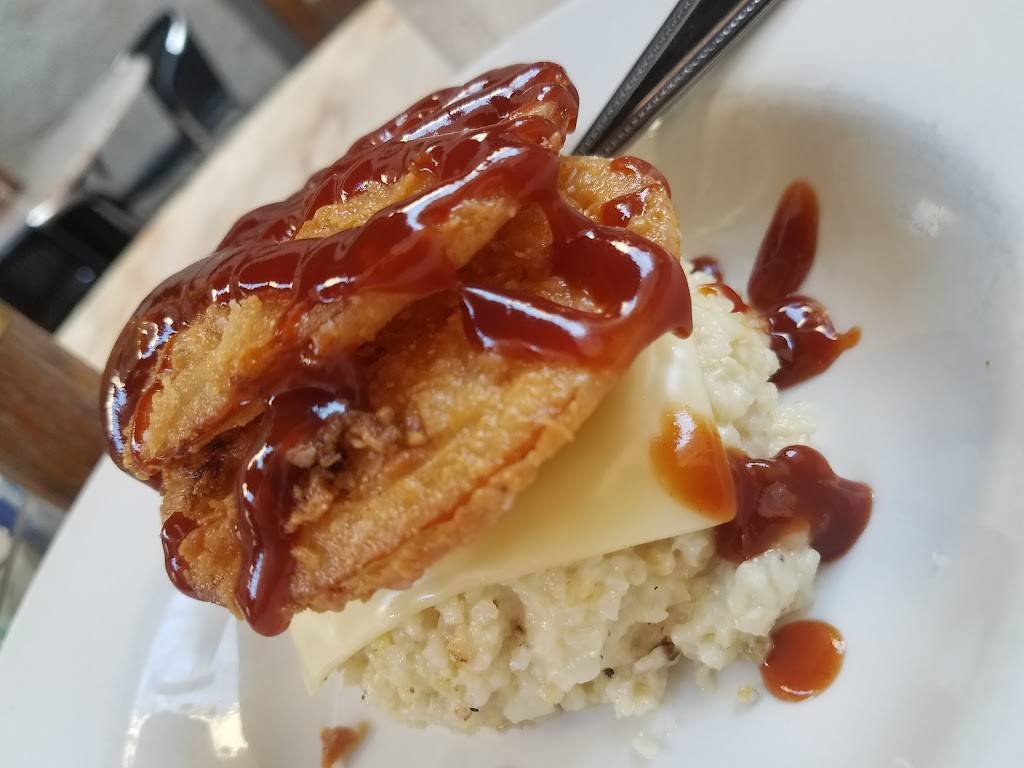 The Quarter Restaurant | restaurant | 19 Salem Ave SE, Roanoke, VA 24011, USA | 5403422990 OR +1 540-342-2990