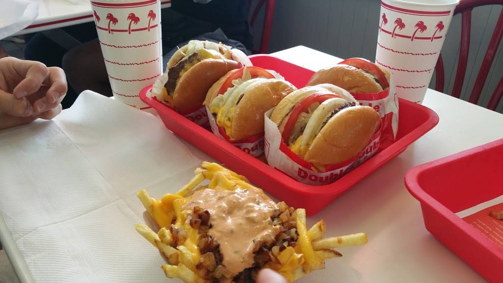 In-N-Out Burger | restaurant | 350 E University Pkwy, Orem, UT 84058, USA | 8007861000 OR +1 800-786-1000