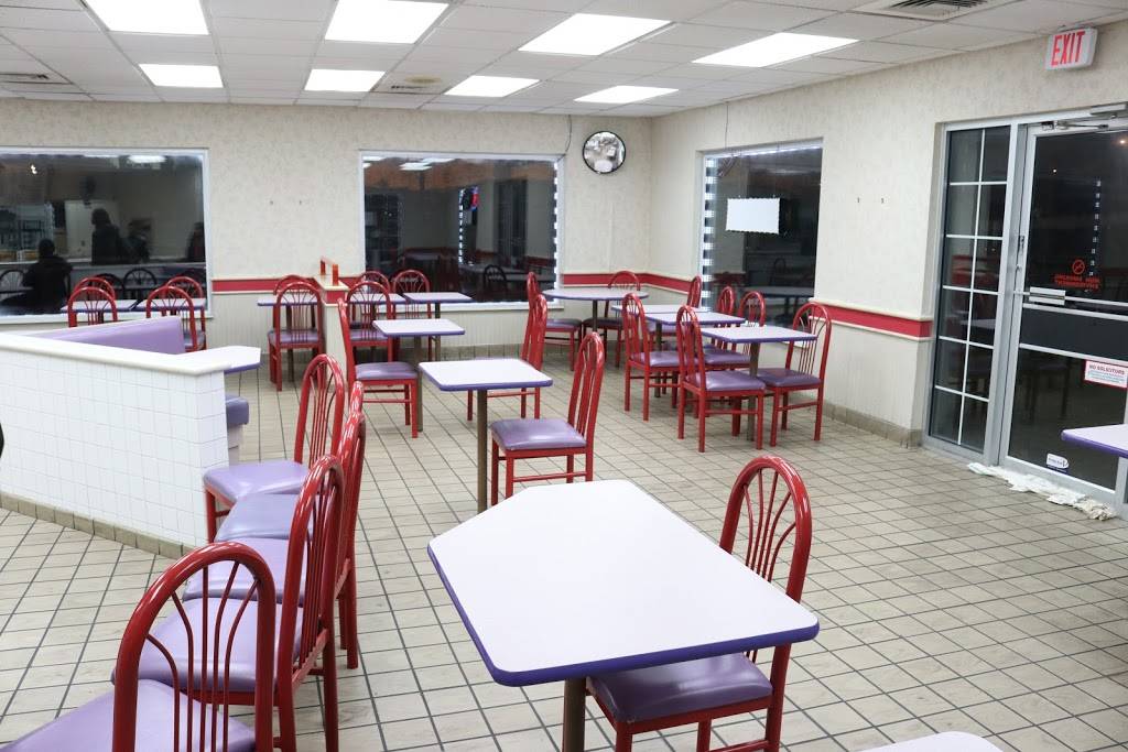 Sam Fish & Chicken | restaurant | 8200-8298 Hamilton Ave, Mt Healthy, OH 45231, USA | 5135216222 OR +1 513-521-6222