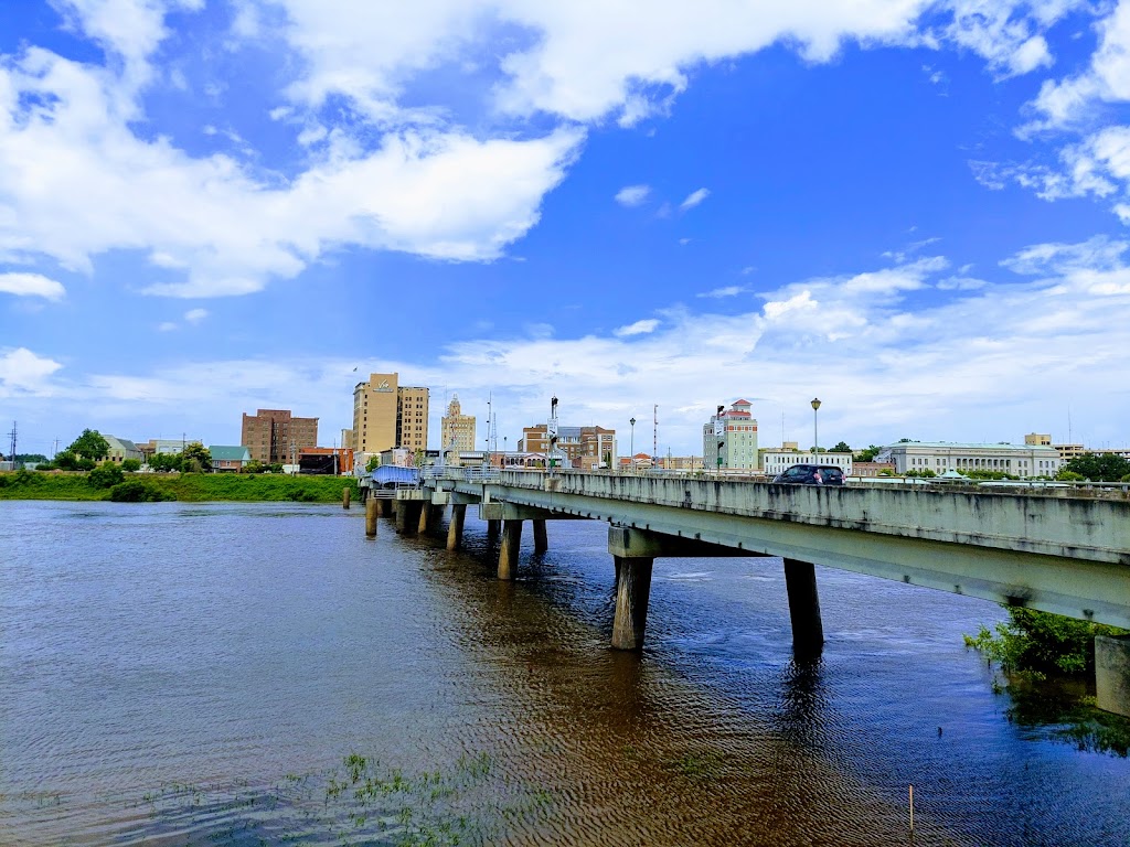 Trapps | restaurant | 113 S Riverfront St, West Monroe, LA 71291, USA | 3188556428 OR +1 318-855-6428