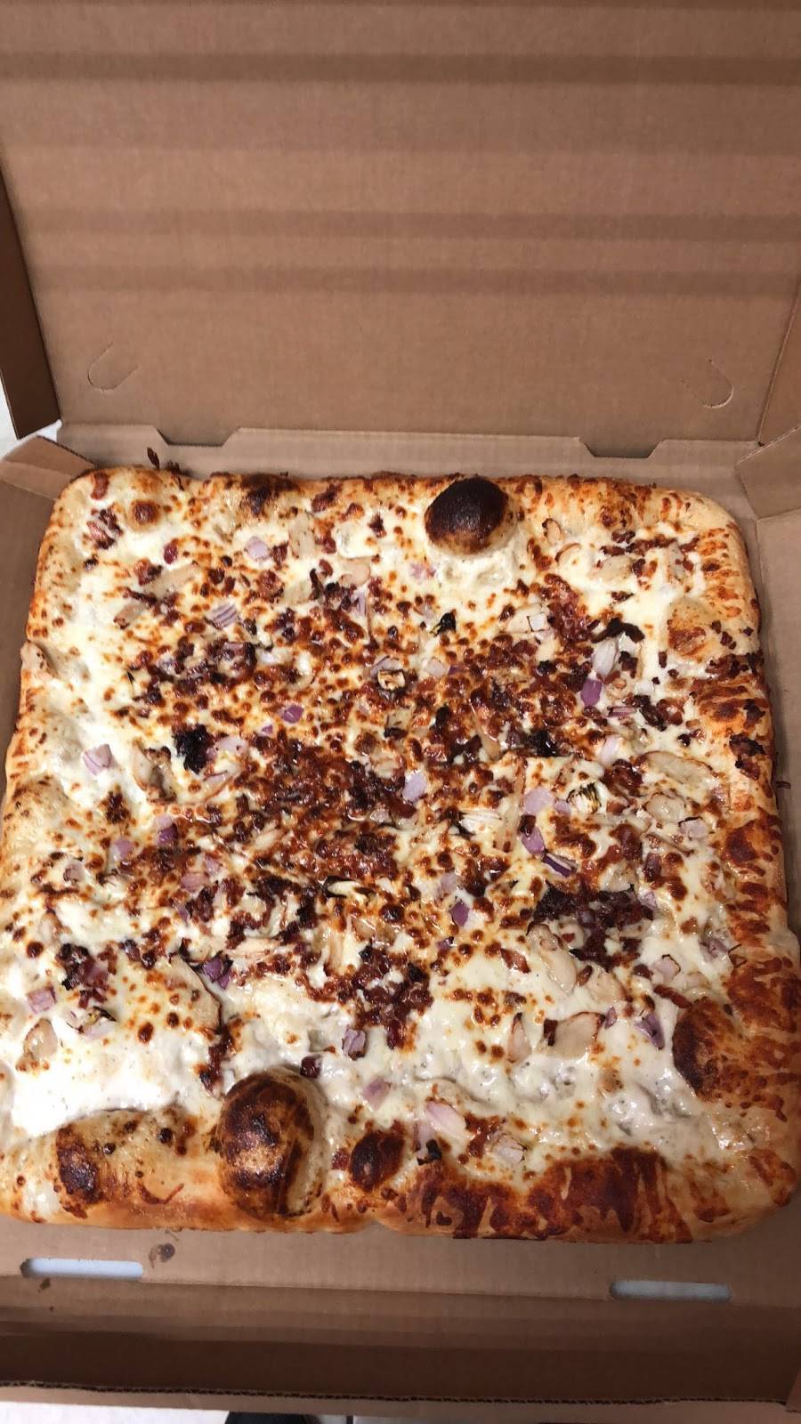 tommys pizza | restaurant | 8000 Outer Dr W, Detroit, MI 48235, USA | 3139089334 OR +1 313-908-9334