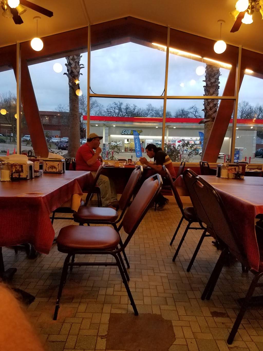 Lindo Mexico | restaurant | 902 11th St, Huntsville, TX 77340, USA | 9362938040 OR +1 936-293-8040