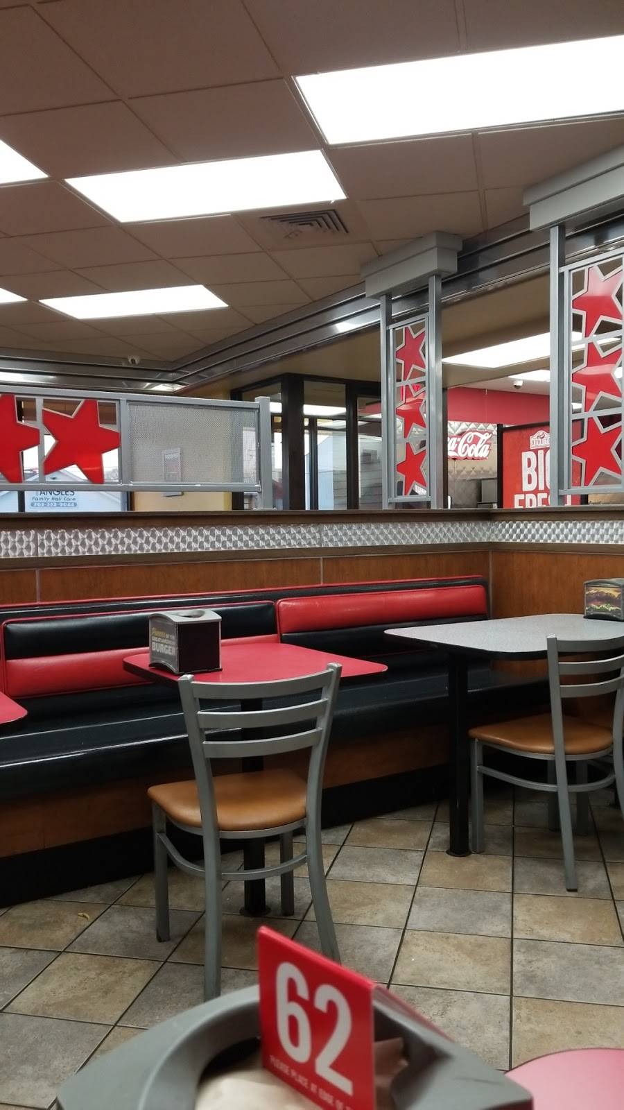 Hardees | restaurant | 589 IN-39 Bypass, Martinsville, IN 46151, USA | 7653425811 OR +1 765-342-5811