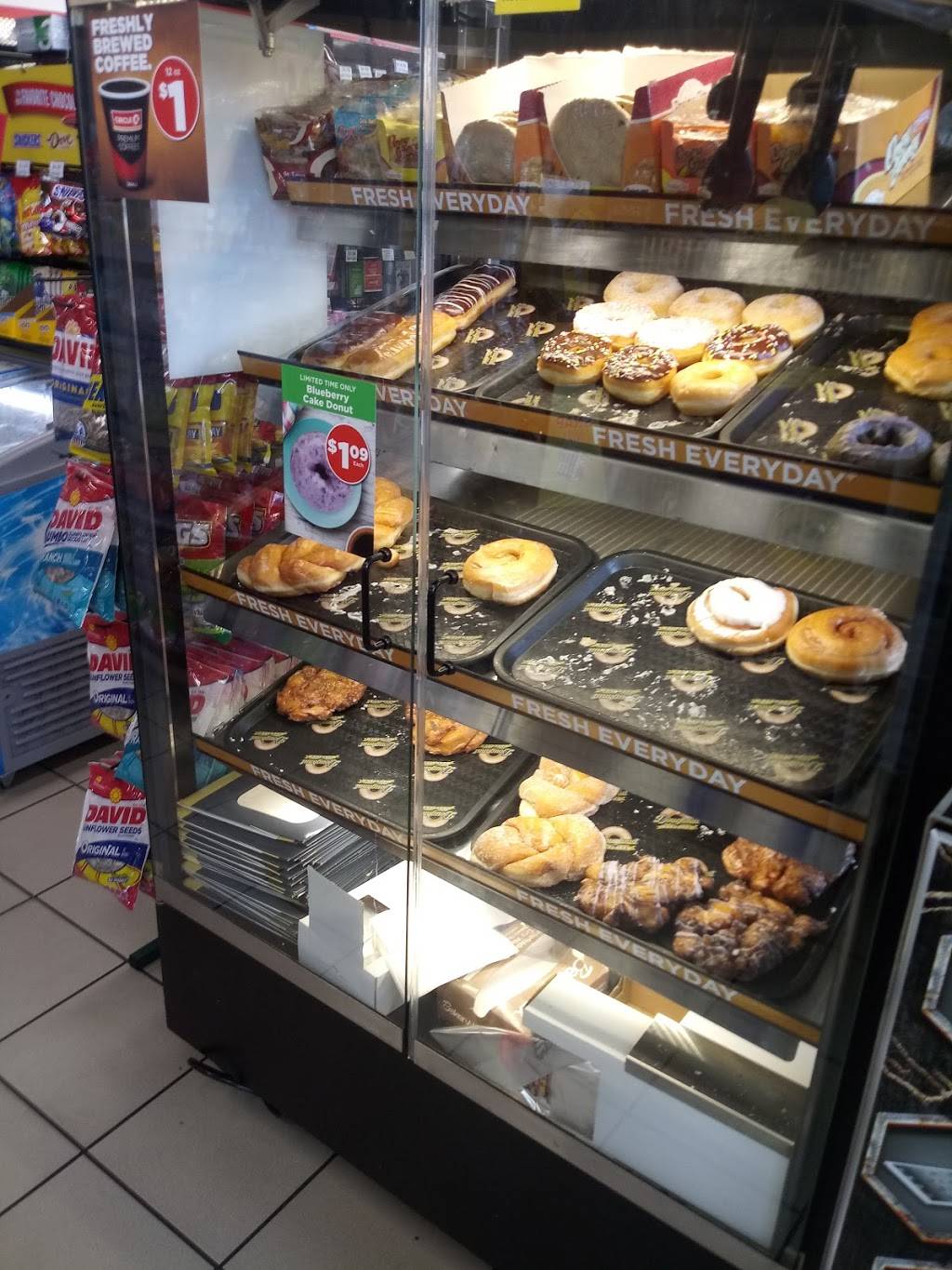 Circle K | cafe | 19101 US-41, North Fort Myers, FL 33903, USA | 2397315151 OR +1 239-731-5151