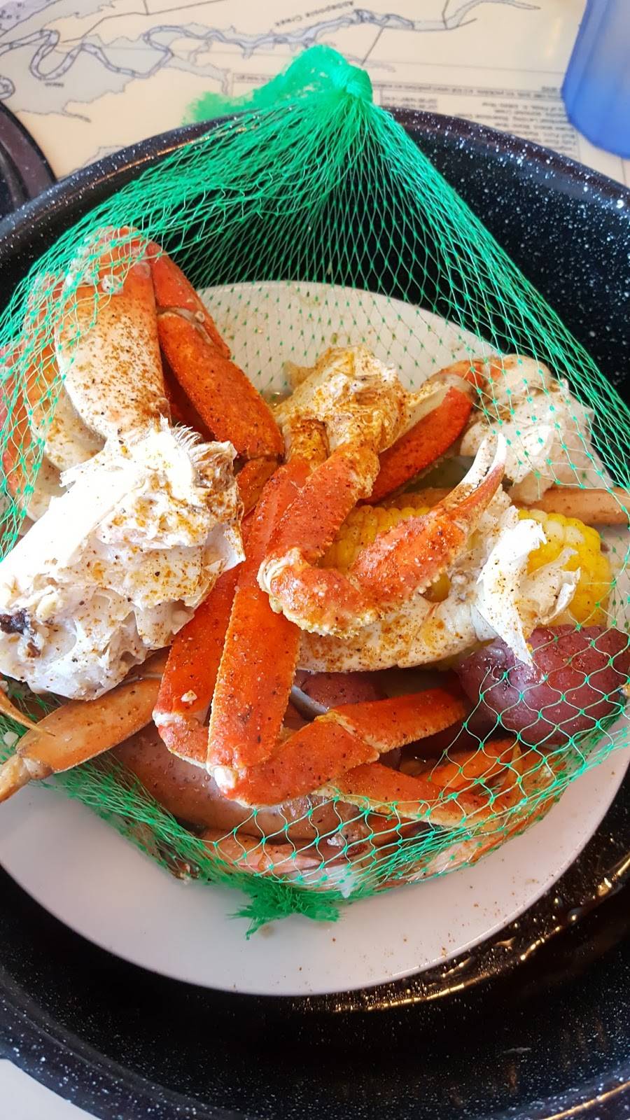 Joes Crab Shack | restaurant | 504 E River St, Savannah, GA 31401, USA | 9122321830 OR +1 912-232-1830