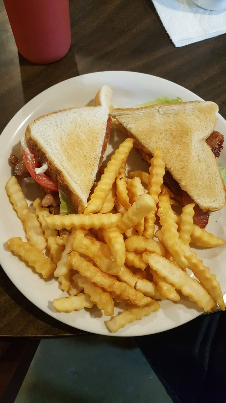 Fat Boys | restaurant | 105 E Des Moines St, Wayland, MO 63472, USA | 6607546799 OR +1 660-754-6799