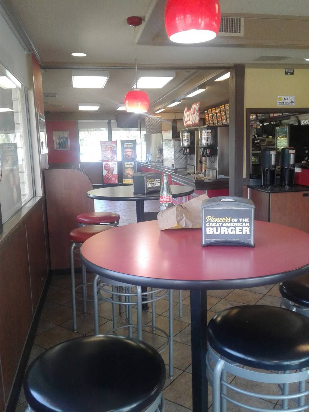 Carls Jr. | restaurant | 1137 Regal Rd, Encinitas, CA 92024, USA | 7604368660 OR +1 760-436-8660