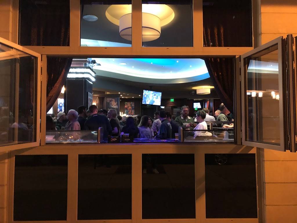 Hamlin Corner | restaurant | 386 N Main St, Royal Oak, MI 48067, USA | 2485565428 OR +1 248-556-5428