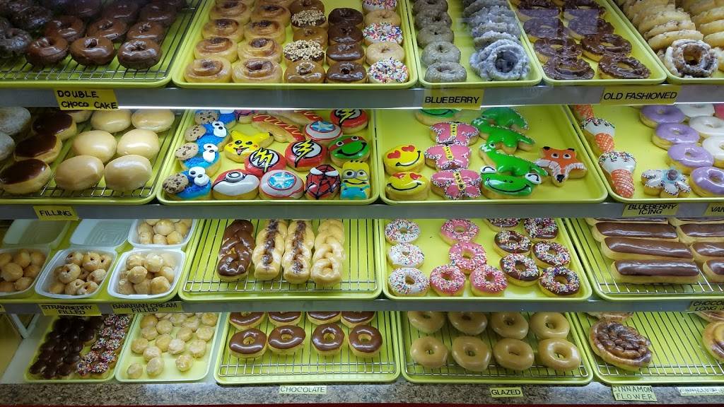 Best Donuts | restaurant | 1299 W Danforth Rd, Edmond, OK 73003, USA | 4052850008 OR +1 405-285-0008