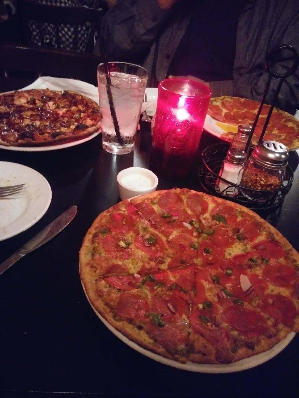 Brixx Pizzeria | restaurant | 16 Kentucky St, Petaluma, CA 94952, USA | 7077668162 OR +1 707-766-8162