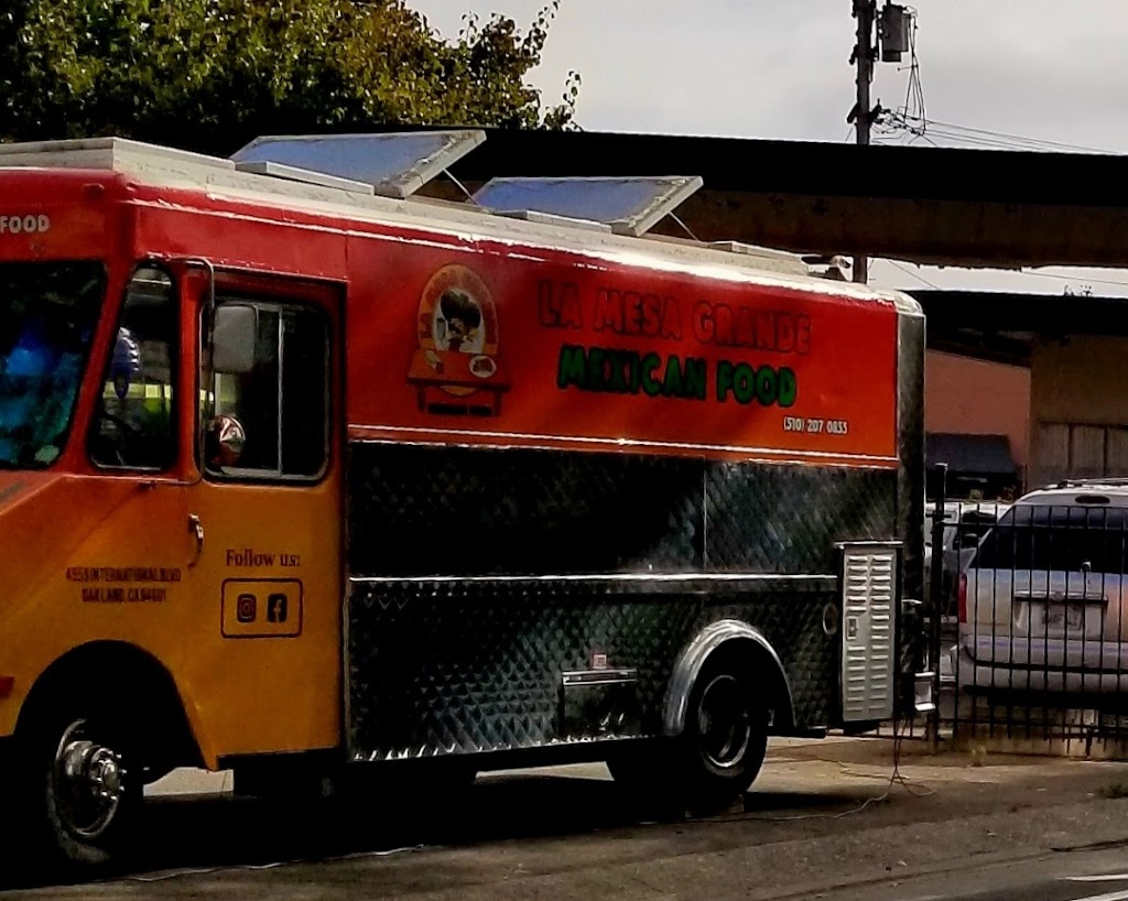 La Mesa Grande | restaurant | 4559 International Blvd, Oakland, CA 94601, USA | 5102070855 OR +1 510-207-0855