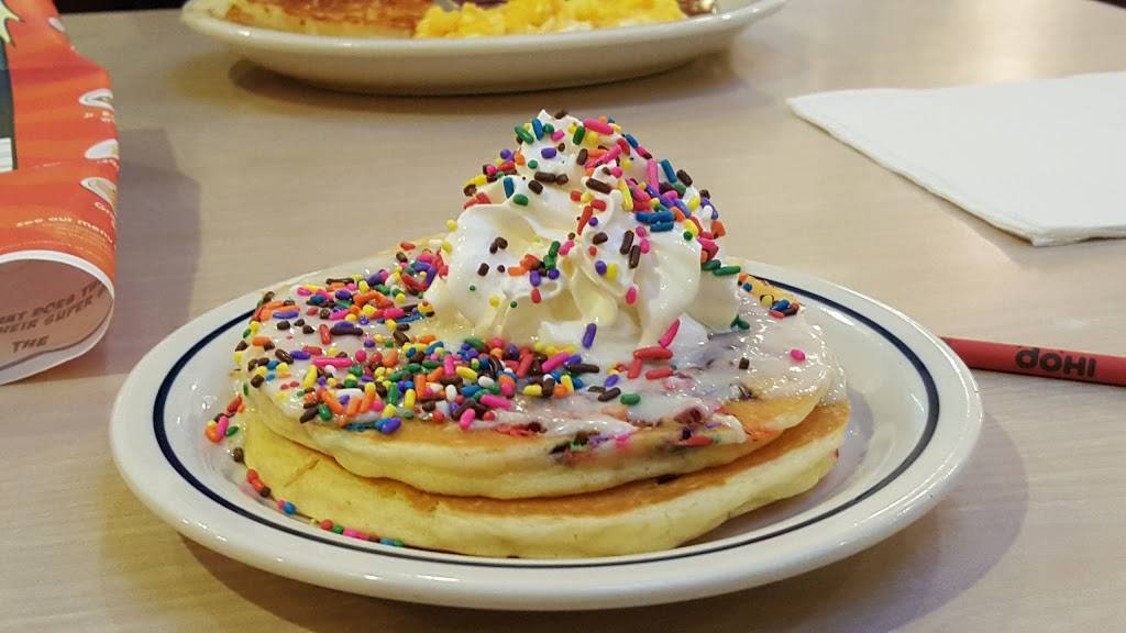 IHOP | restaurant | 1513 Lafayette Pkwy, LaGrange, GA 30241, USA | 7068838100 OR +1 706-883-8100