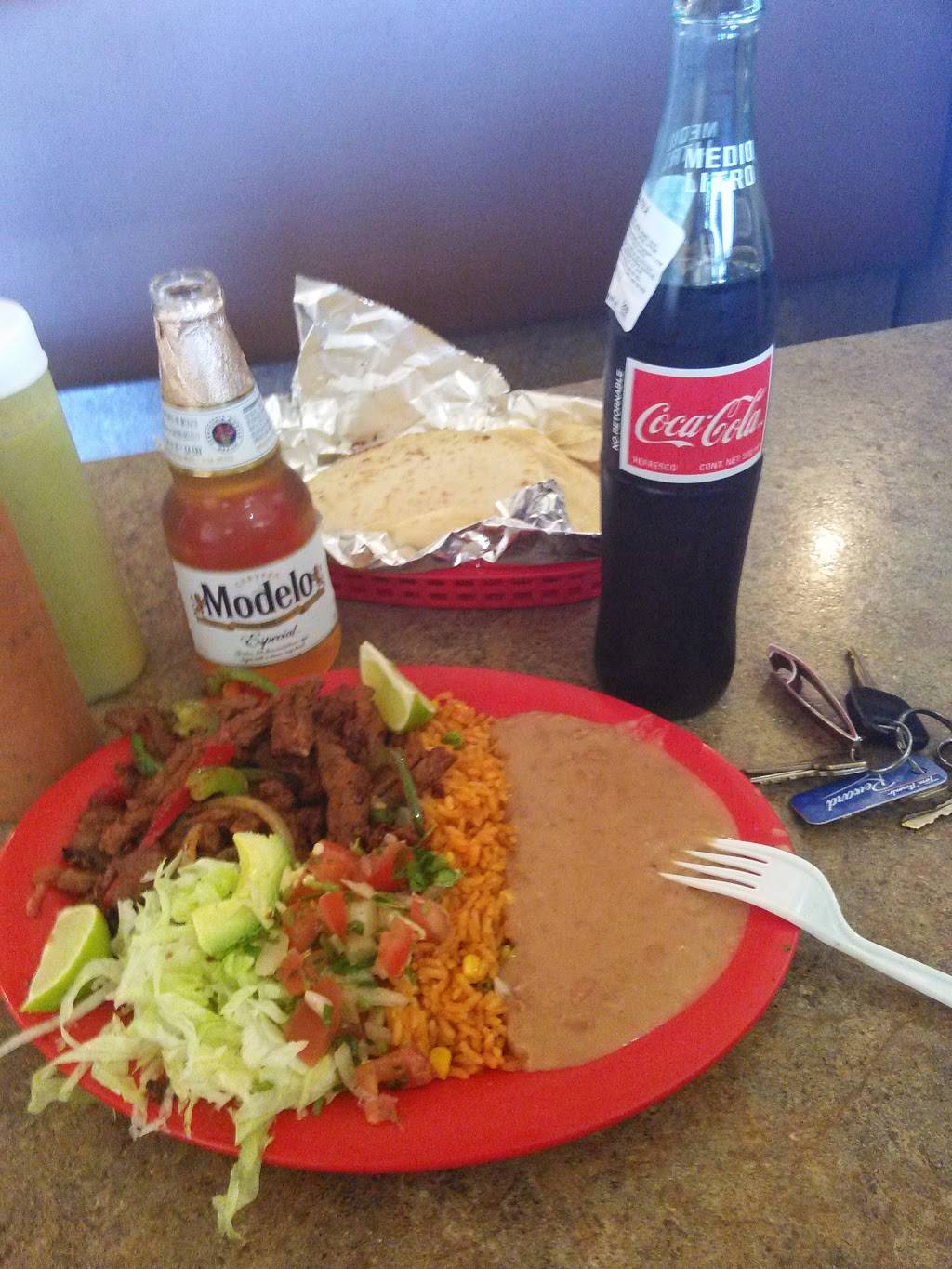 Tortas El Chavo | restaurant | 3301 N Belt Line Rd, Irving, TX 75062, USA | 4693590857 OR +1 469-359-0857