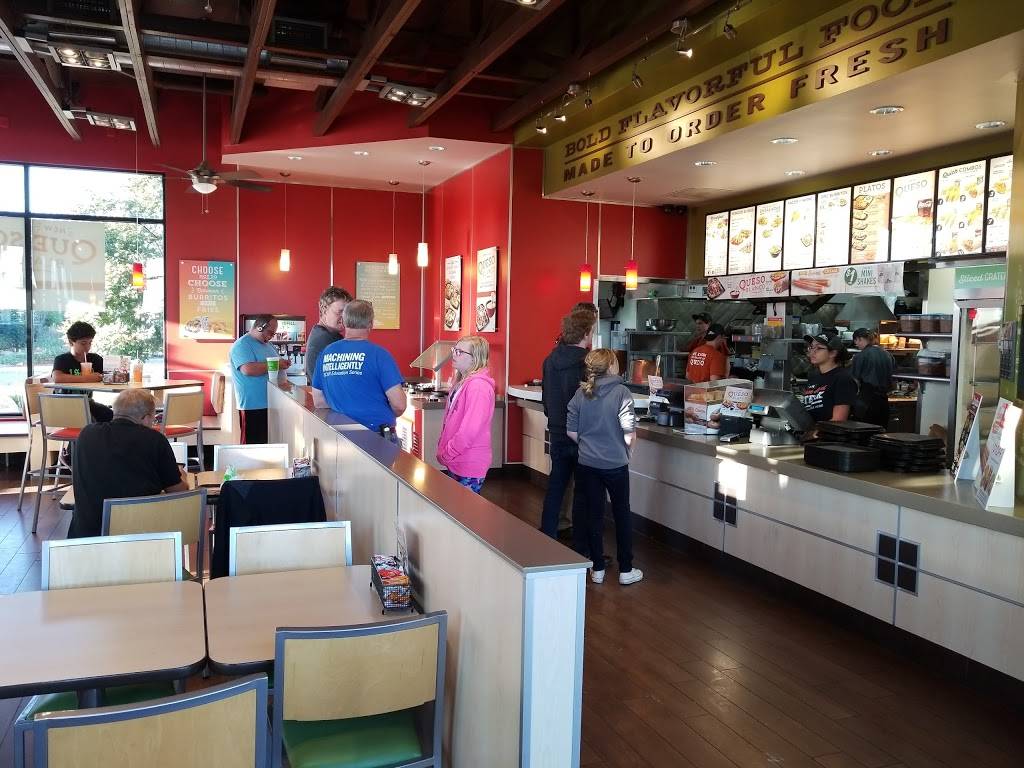 Del Taco | meal takeaway | 2618 N 1850 W, Farr West, UT 84404, USA | 8017821148 OR +1 801-782-1148