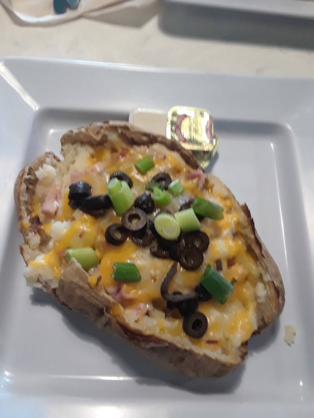 McAlisters Deli | restaurant | 529 By-pass 72 Northwest, Greenwood, SC 29649, USA | 8649433354 OR +1 864-943-3354