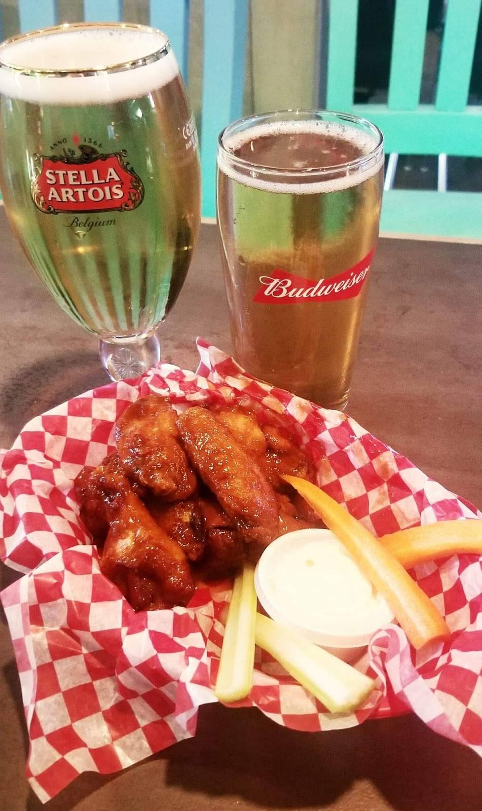 Fiddler’s Green | restaurant | 34 Lindsay St S, Lindsay, ON K9V 2L7, Canada | 7058788440 OR +1 705-878-8440