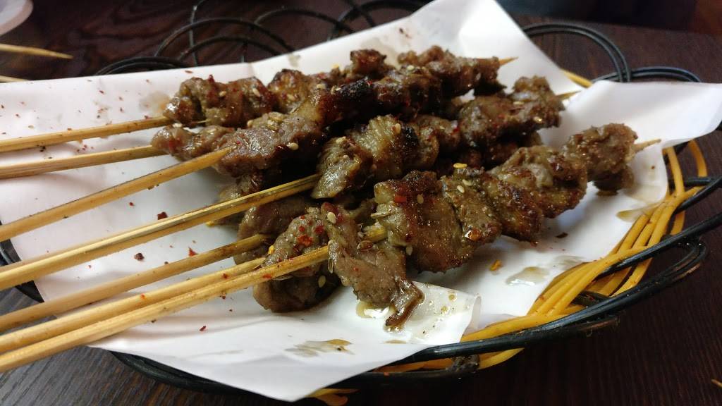 M Hoo Grill | restaurant | 5905 Boulevard Monk, Montréal, QC H4E 3H5, Canada | 5147477377 OR +1 514-747-7377