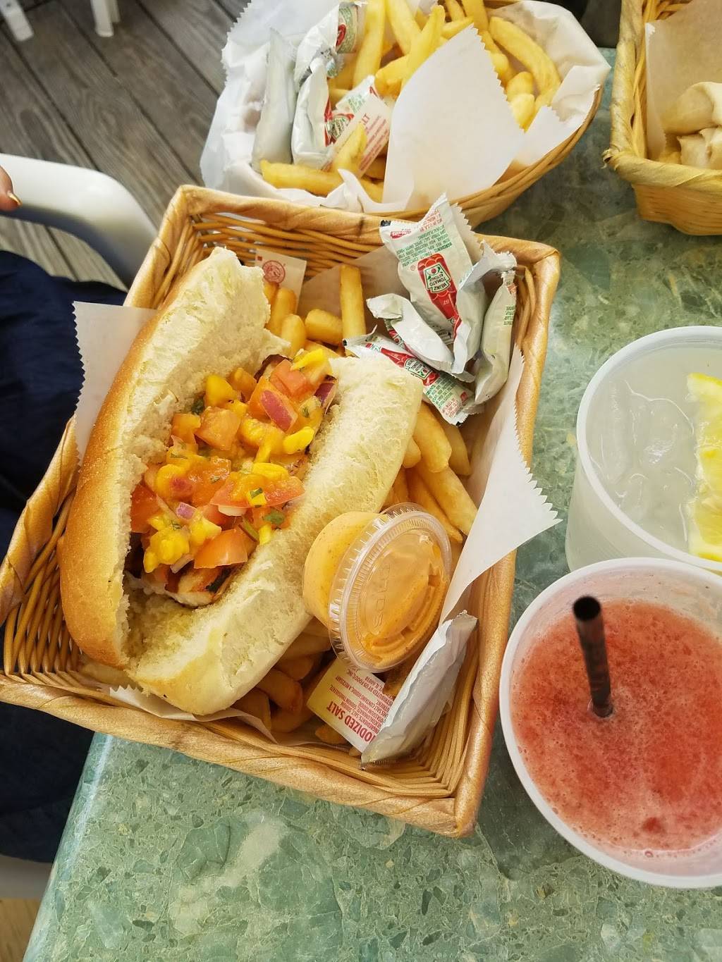 Martells Tiki Bar | restaurant | 308 Boardwalk, Point Pleasant Beach, NJ 08742, USA | 7328920131 OR +1 732-892-0131