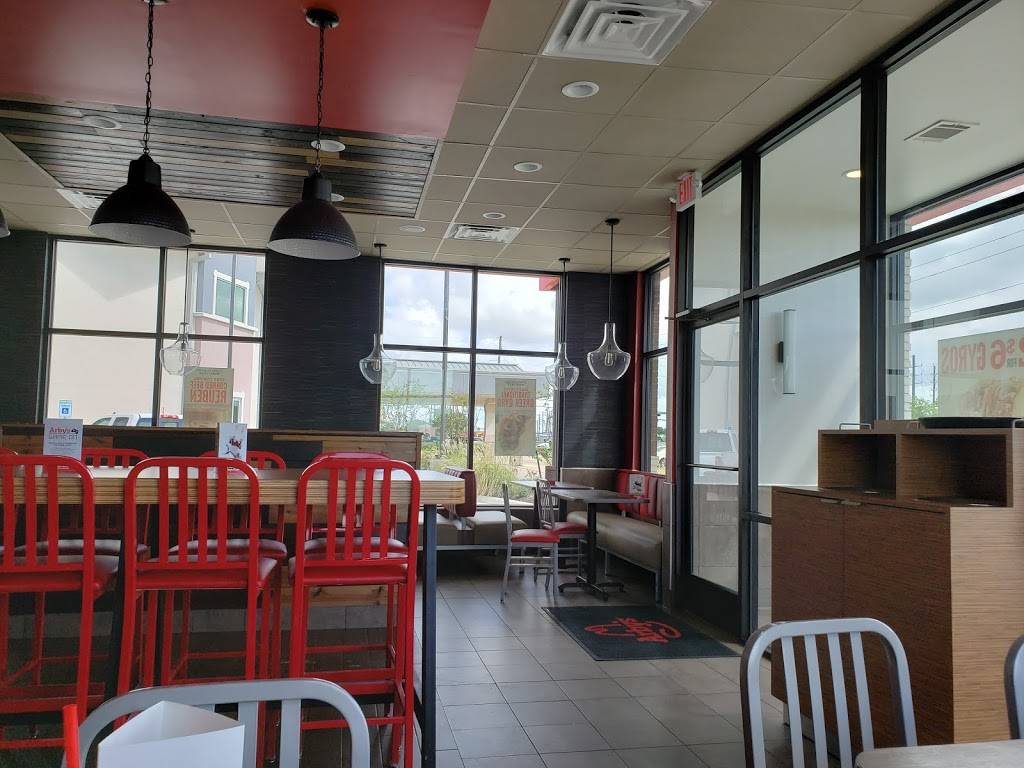 Arbys | restaurant | 11233 Shadow Creek Pkwy, Pearland, TX 77584, USA | 2815604660 OR +1 281-560-4660