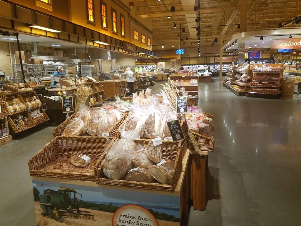 The Burger Bar by Wegmans | restaurant | 2000 Crossings Blvd, Lancaster, PA 17601, USA | 7173589465 OR +1 717-358-9465