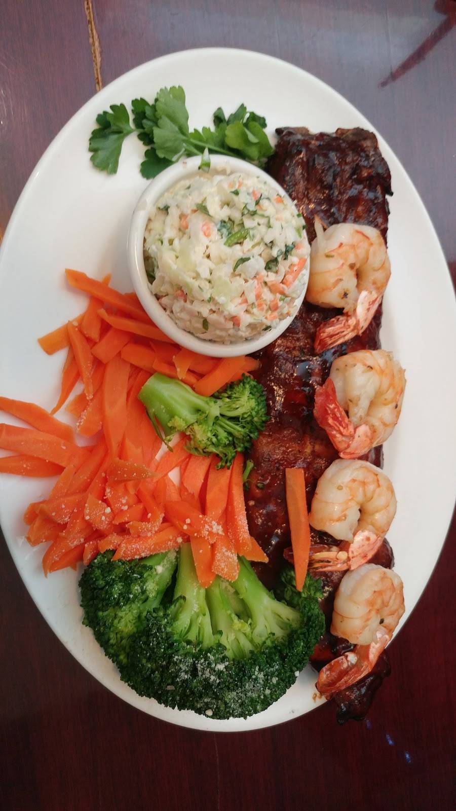 Madisons Restaurant & Bar | restaurant | 11590 Boulevard de Salaberry, Dollard-des-Ormeaux, QC H9B 2R8, Canada | 5144219292 OR +1 514-421-9292