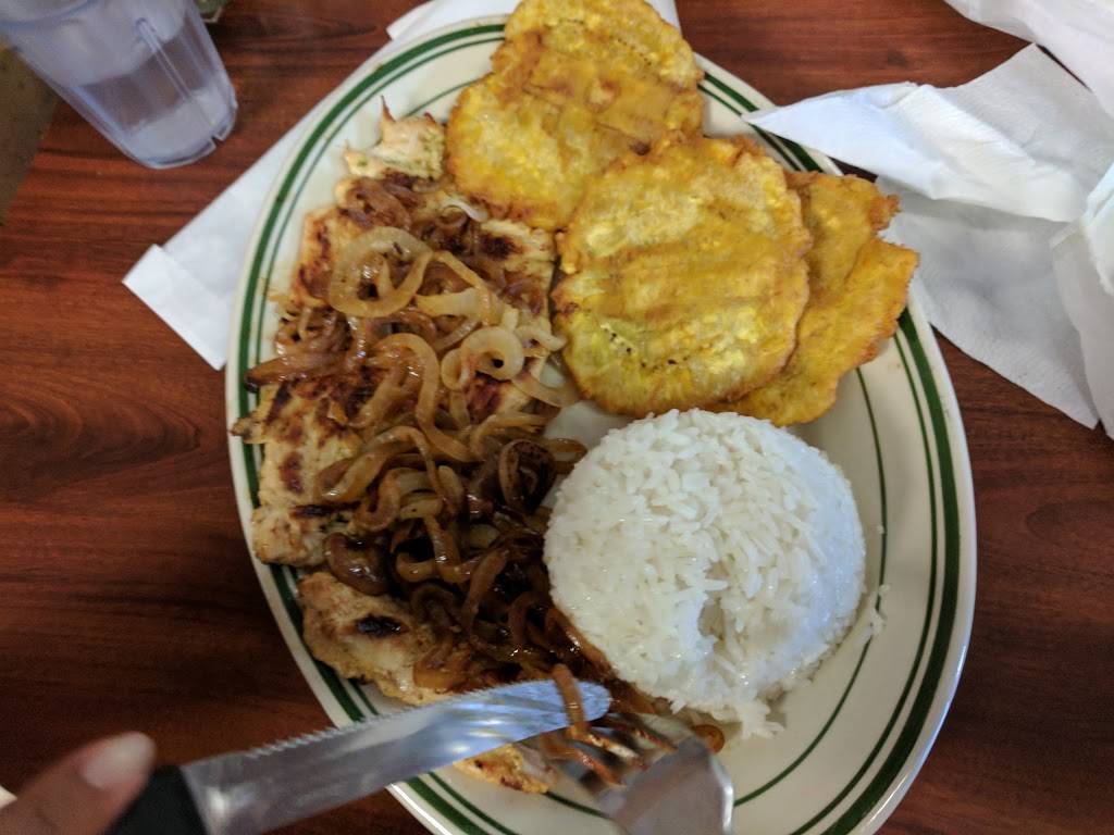 Arepas Y Mucho Mas | restaurant | 14431 Country Walk Dr, Miami, FL 33186, USA | 3052532133 OR +1 305-253-2133