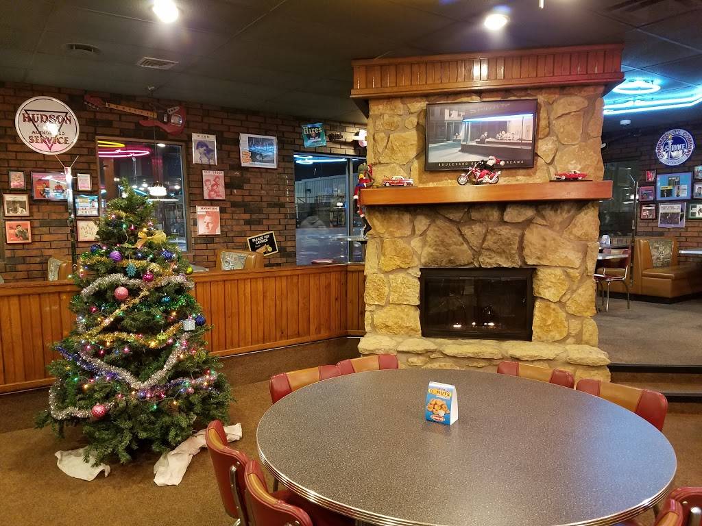 Spangles | restaurant | 415 S West St, Wichita, KS 67213, USA | 3169423479 OR +1 316-942-3479