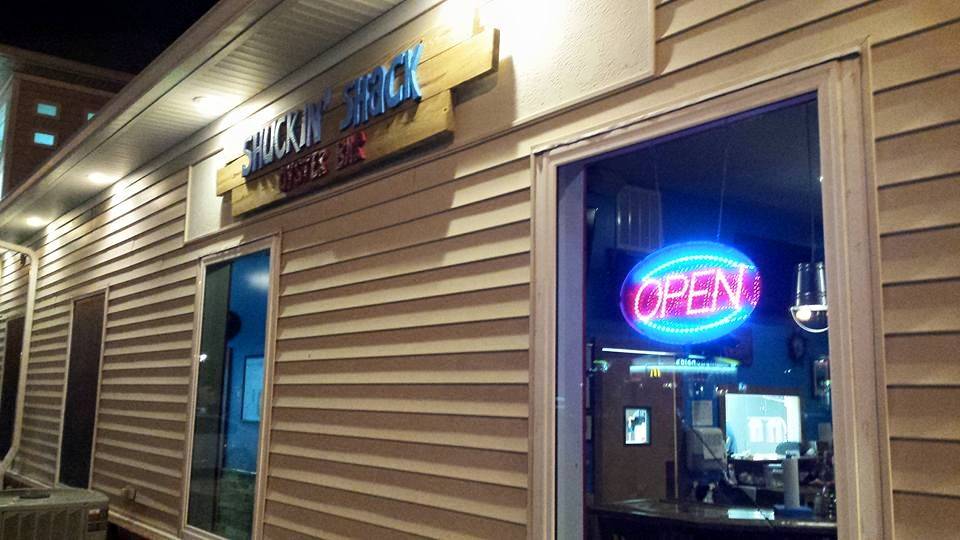 Shuckin Shack Oyster Bar | restaurant | 13460 NC-50 #101, Surf City, NC 28445, USA | 9108032037 OR +1 910-803-2037