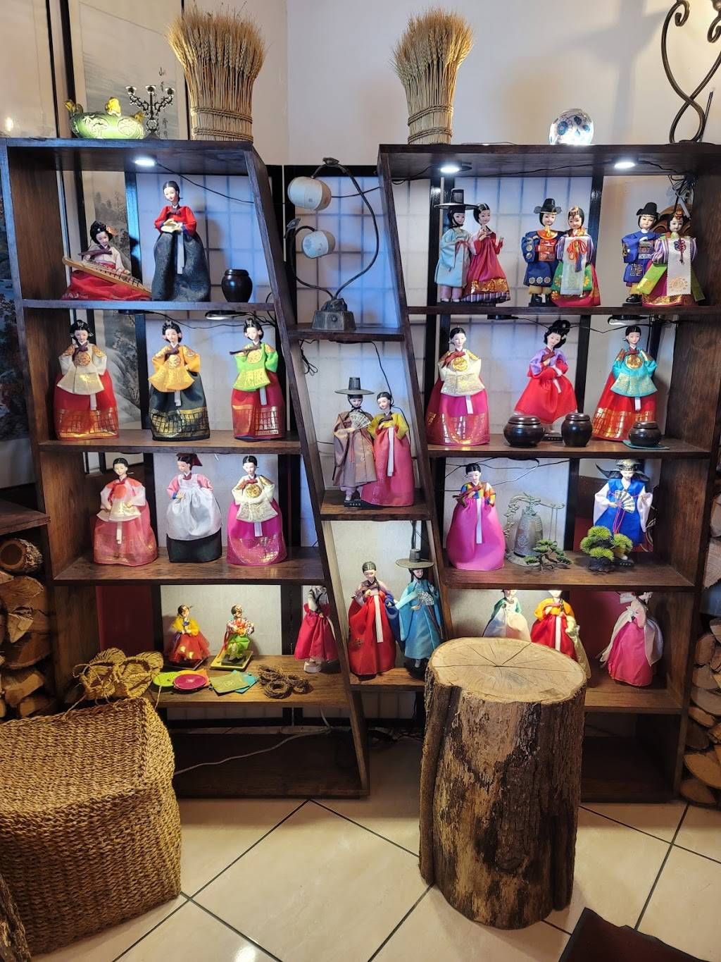 Korea House Restaurant | restaurant | 10078 Long Point Rd, Houston, TX 77055, USA | 7134656400 OR +1 713-465-6400