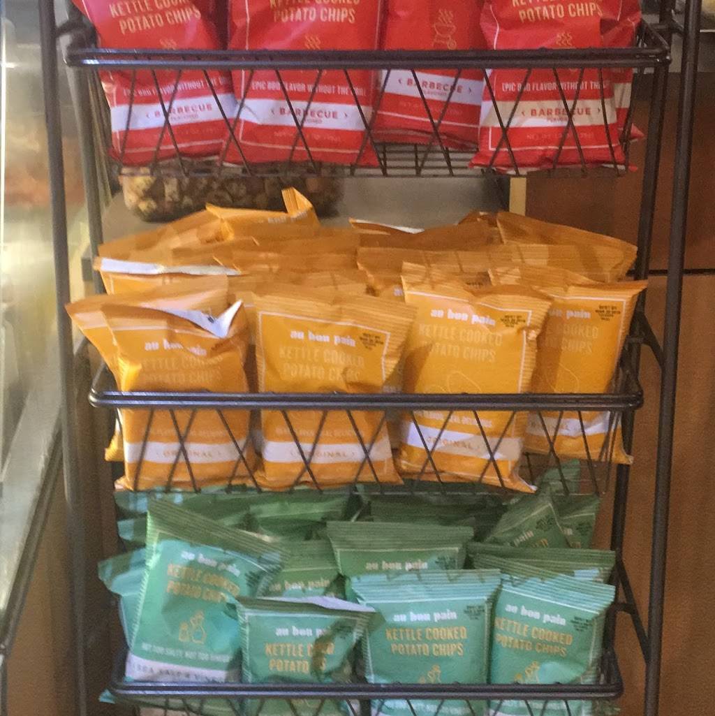 Au Bon Pain | cafe | 703 Main St, Paterson, NJ 07503, USA | 9732784162 OR +1 973-278-4162