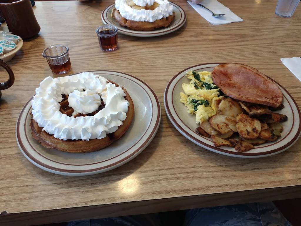 Waffle Barn | restaurant | 590 Colusa Ave, Yuba City, CA 95991, USA | 5306714433 OR +1 530-671-4433