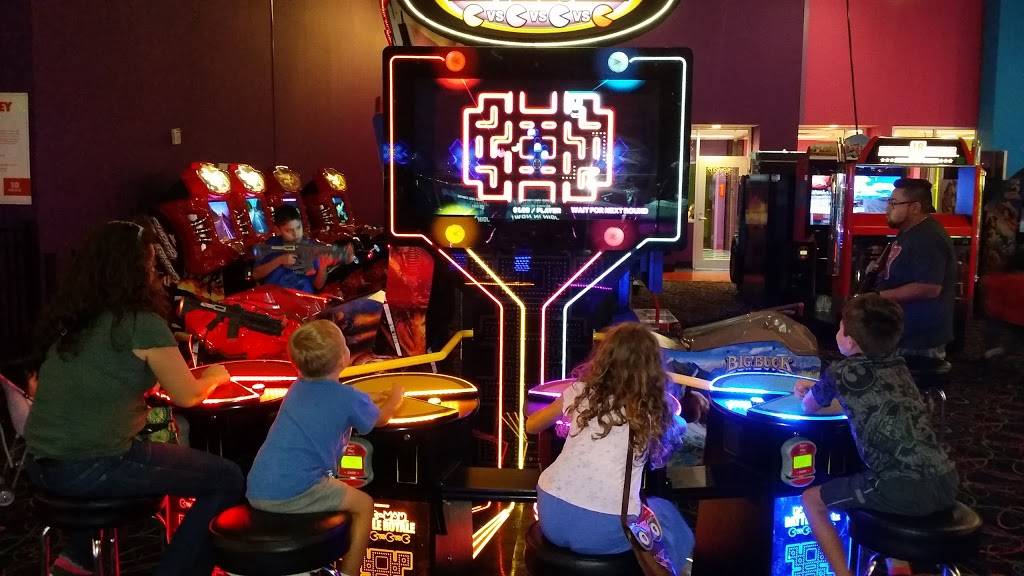 iT’Z Family Food & Fun - Houston | restaurant | 18355 Tomball Pkwy, Houston, TX 77070, USA | 8326782151 OR +1 832-678-2151