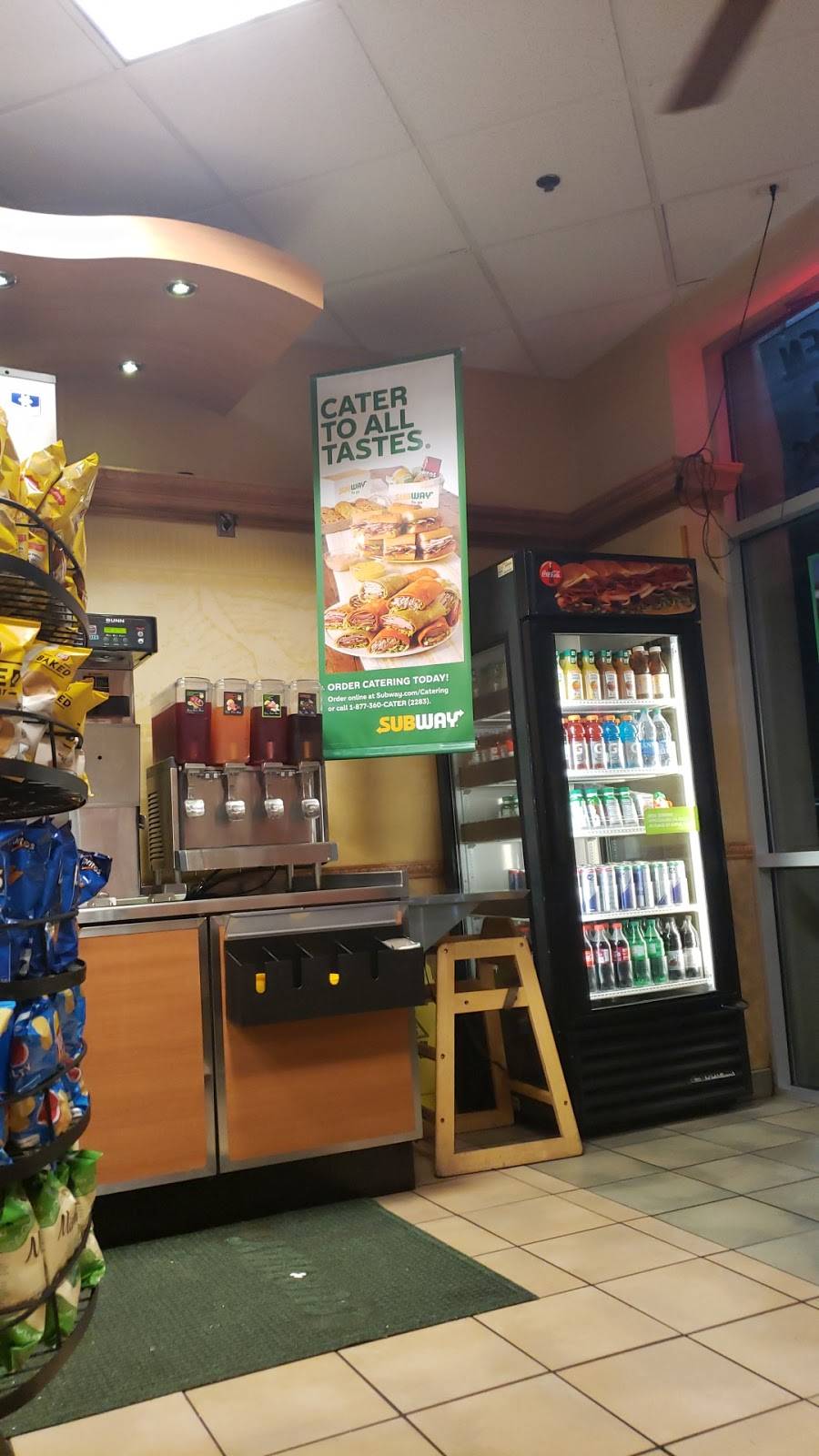 Subway | meal takeaway | 4328 SE 82nd Ave Store #H-6, Portland, OR 97266, USA | 5037888000 OR +1 503-788-8000