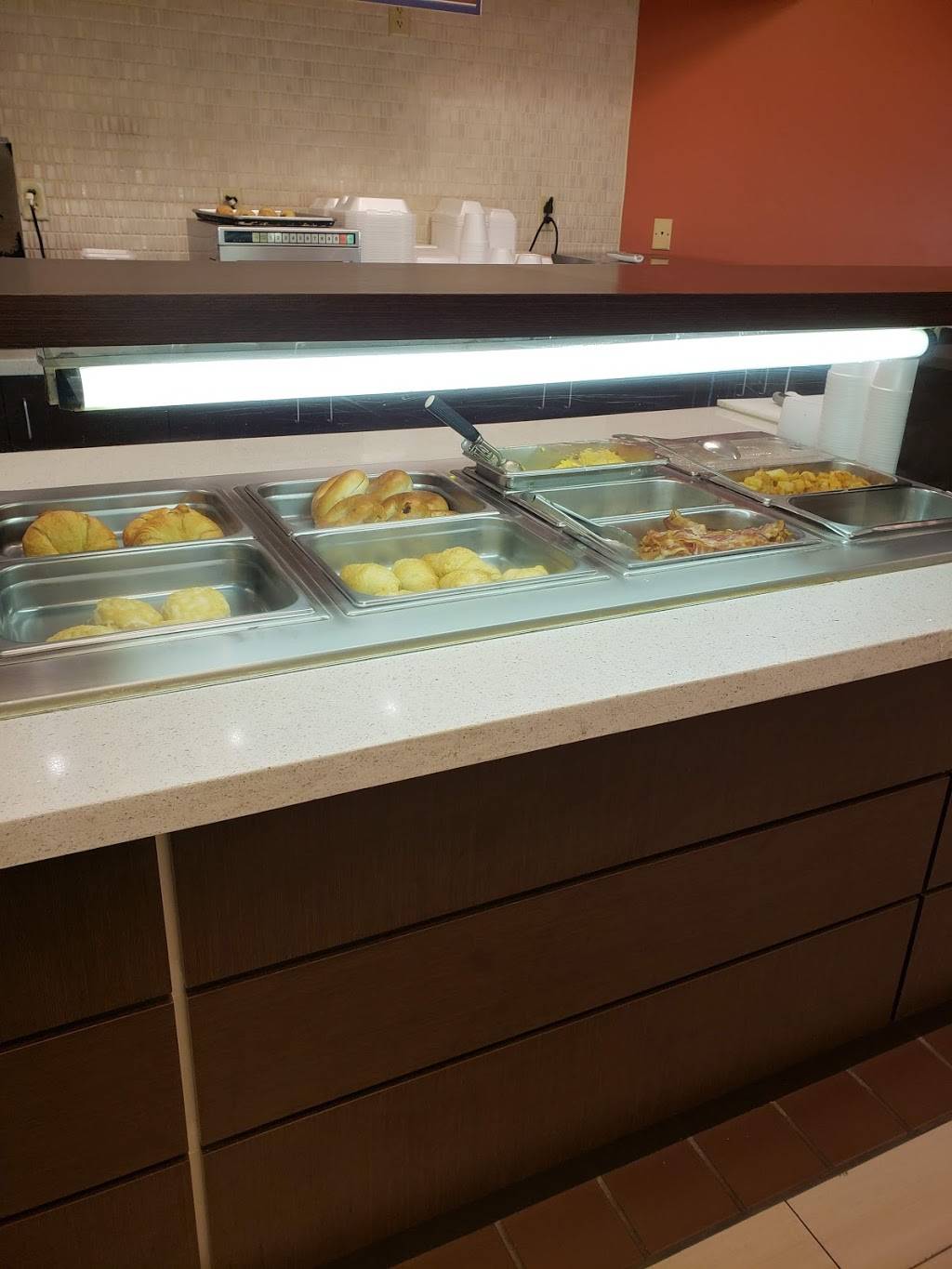 Walnut Glen Cafe | restaurant | 8144 Walnut Hill Ln # B41, Dallas, TX 75231, USA | 2142651026 OR +1 214-265-1026