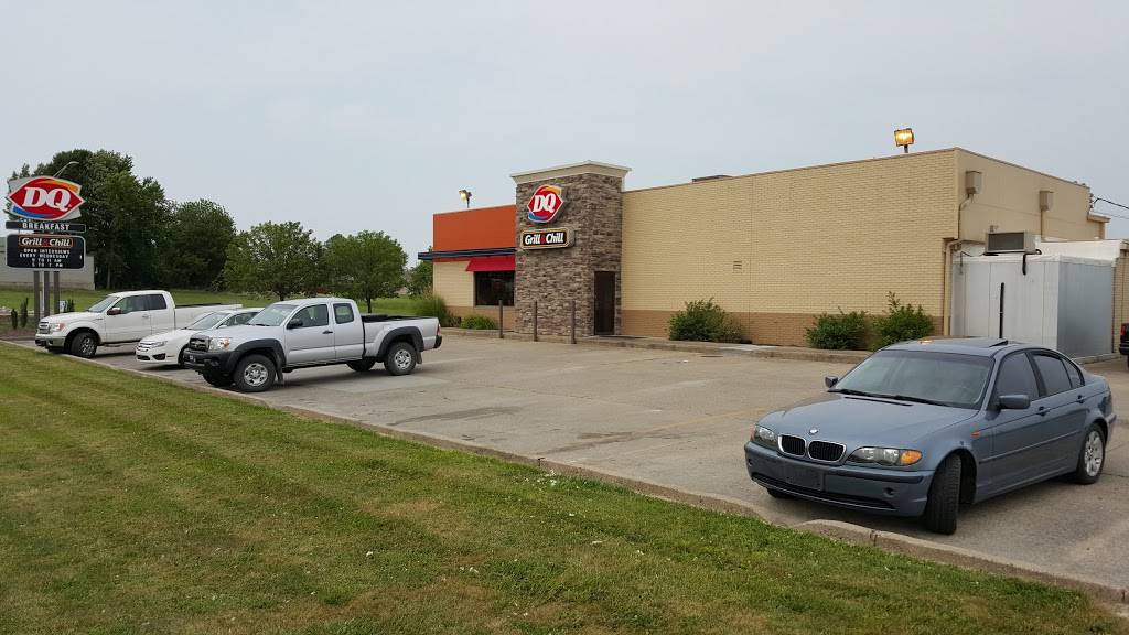 Dairy Queen Grill & Chill | restaurant | 1404 N Main St, Huntingburg, IN 47542, USA | 8126835083 OR +1 812-683-5083
