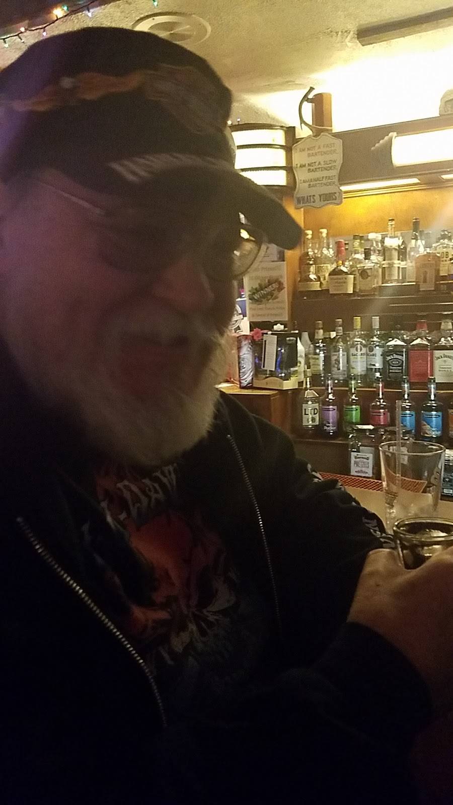 Windmill | restaurant | 6949 WI-22, Oconto Falls, WI 54154, USA | 9208464870 OR +1 920-846-4870