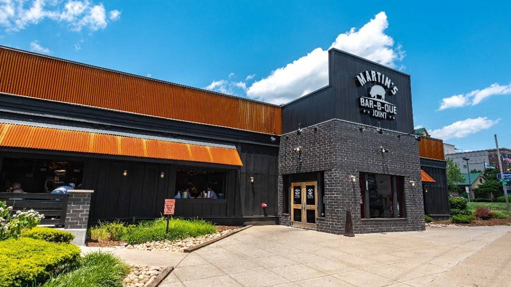 Martins Bar-B-Que Joint | restaurant | 2400 Elliston Pl, Nashville, TN 37203, USA | 6157472473 OR +1 615-747-2473