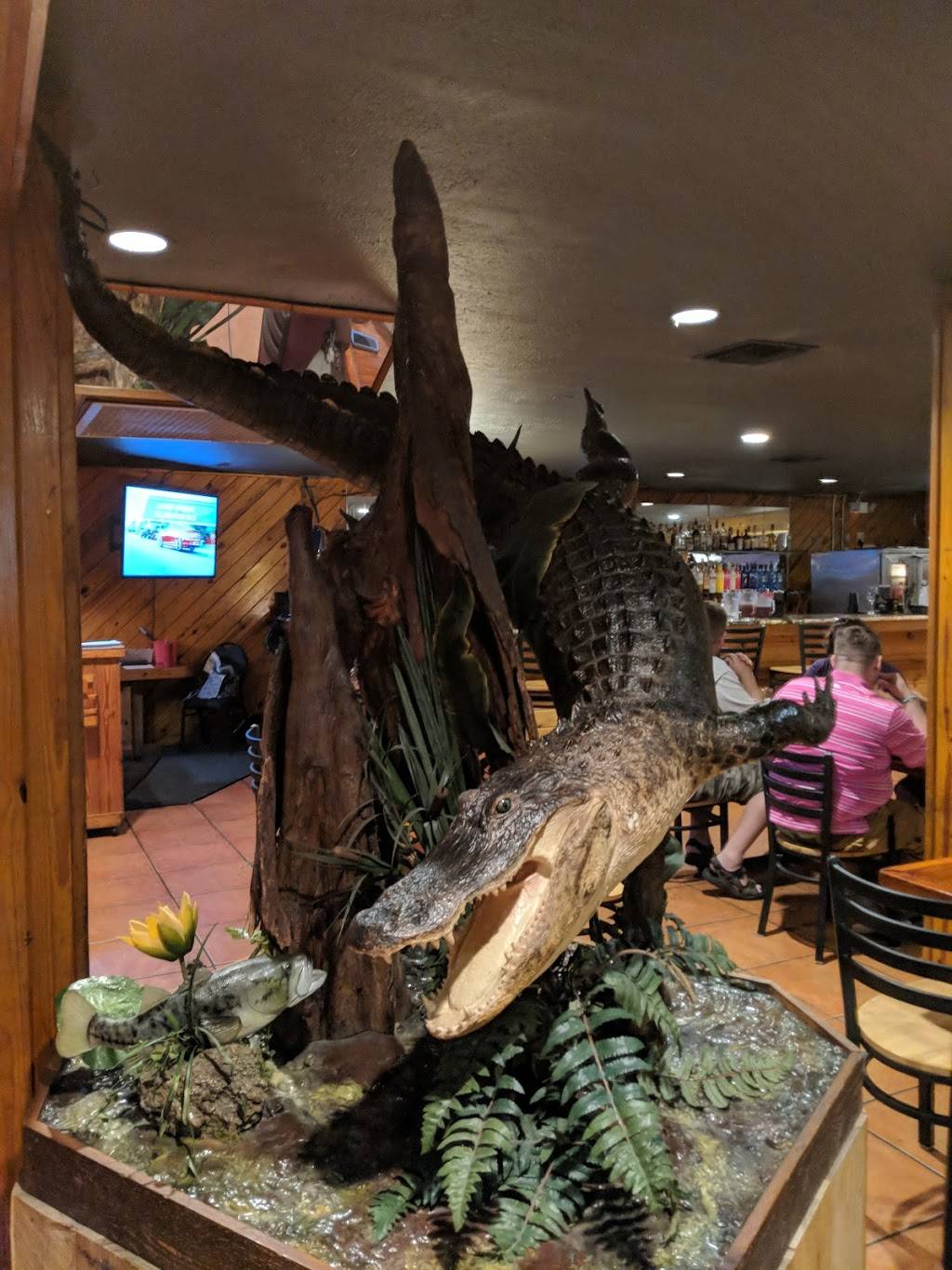 Cowpokes Watering Hole | restaurant | 6813 US-27, Sebring, FL 33876, USA | 8633149459 OR +1 863-314-9459