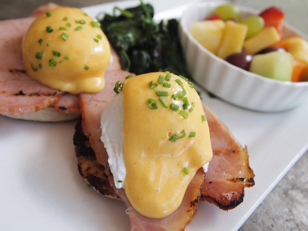 Winslows Wine Cafe | restaurant | 4101 Camp Bowie Blvd, Fort Worth, TX 76107, USA | 8175466843 OR +1 817-546-6843