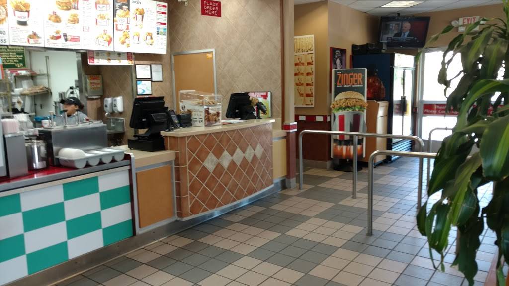 A&W KFC | restaurant | 59 W Merritt Blvd, Fishkill, NY 12524, USA | 8458973542 OR +1 845-897-3542