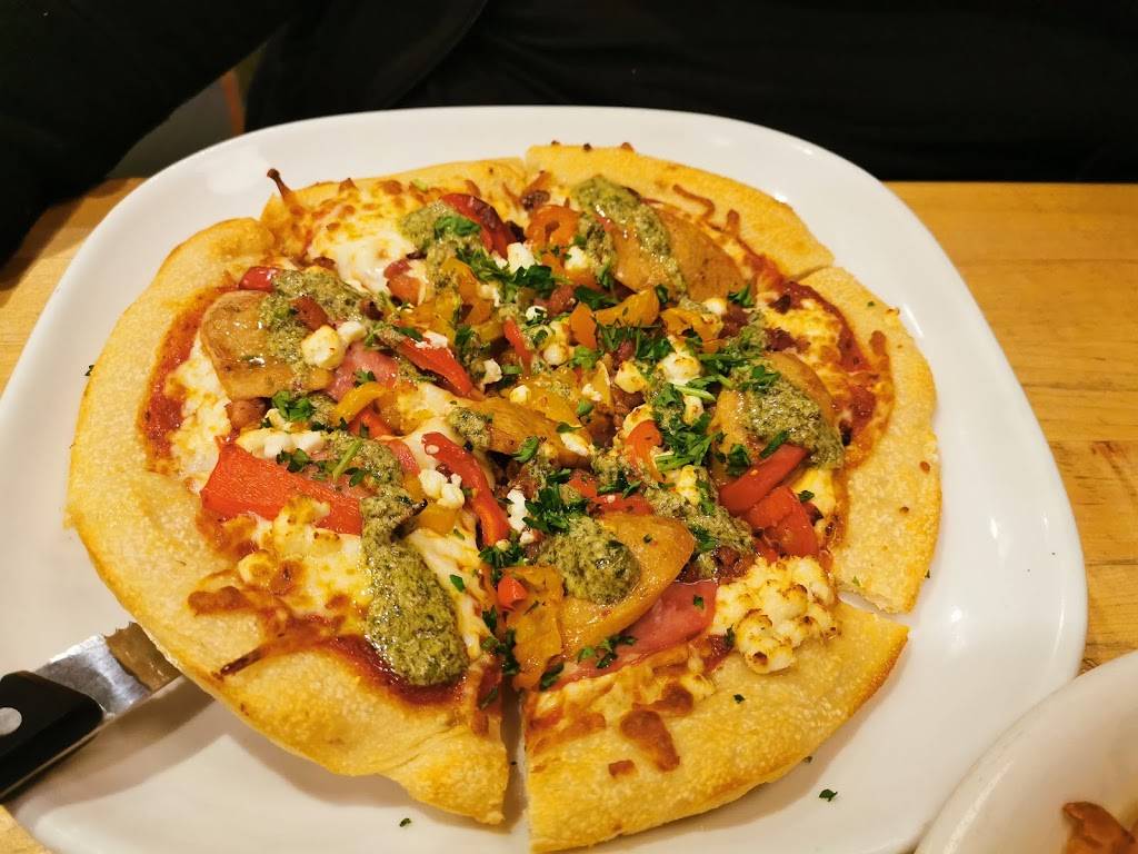 Boston Pizza | restaurant | 3485 Rue Clemenceau, Beauport, QC G1C 0B6, Canada | 4186641555 OR +1 418-664-1555