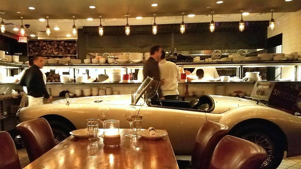 Town Hearth | restaurant | 1617 Market Center Blvd, Dallas, TX 75207, USA | 2147611617 OR +1 214-761-1617